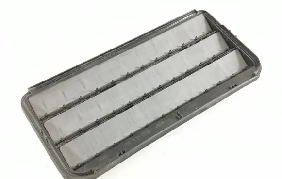 Tesla Model 3 Quarter panel pressure vent 1098751-00-C