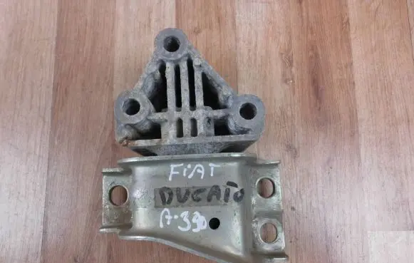 Fiat Ducato Engine mount bracket 1363376080