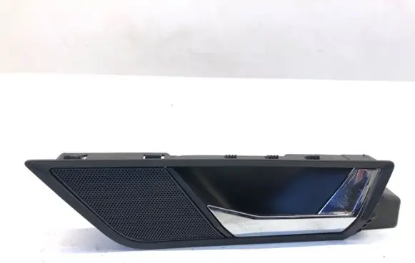 Skoda Fabia Mk3 (NJ) Rear door interior handle 