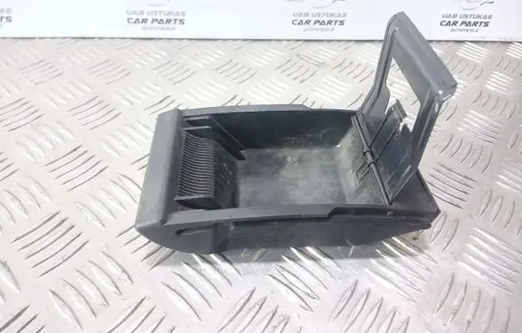 Volkswagen Polo III 6N 6N2 6NF Car ashtray 6K0857952A
