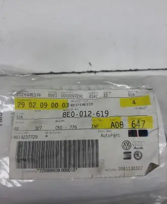 Audi A4 S4 B7 8E 8H Tire air pump compressor 8E0012619