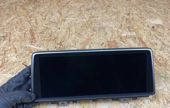 Screen/display/small screen