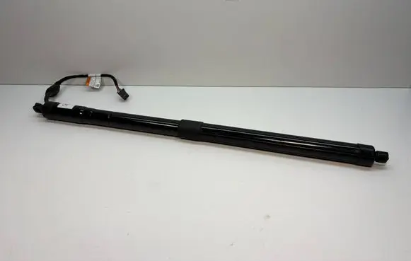 Volvo XC40 Tailgate strut 32296297 18122020