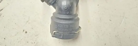 Volkswagen Golf V Engine coolant pipe/hose 6Q0122291E