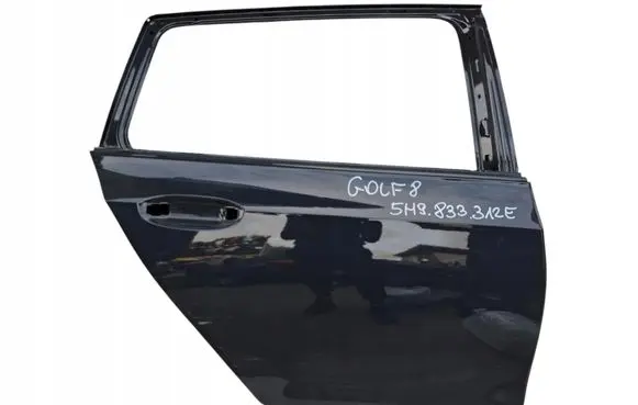 Volkswagen Golf VIII Rear door 5H9833312
