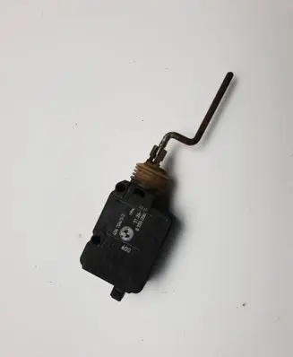 BMW 5 E34 Central locking motor 8355056 40620432 5126