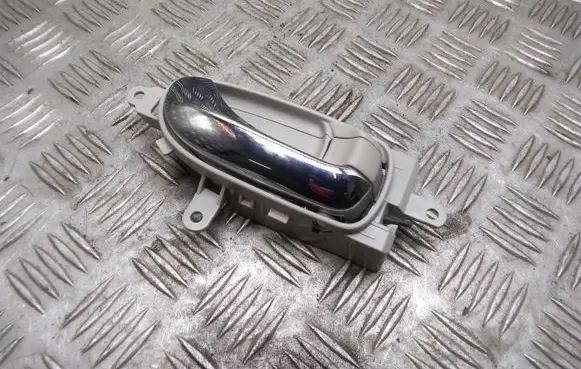 Rear door interior handle