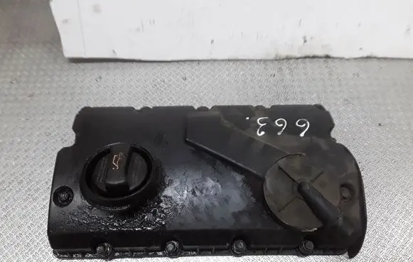 Skoda Superb B5 (3U) Rocker cam cover 038103475N
