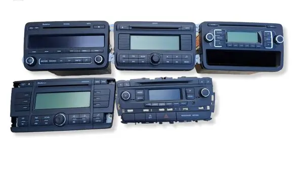 Skoda Fabia Mk2 (5J) Radio/CD/DVD/GPS head unit 