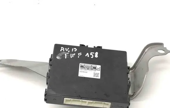 Toyota Avensis T270 Other devices 8969005100