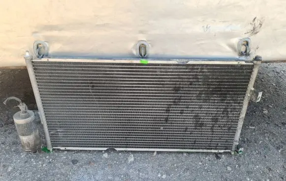 A/C cooling radiator (condenser)