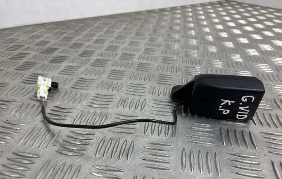 Peugeot RCZ Front seatbelt buckle 6175225A 6755912