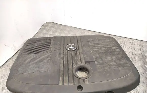 Mercedes-Benz C W204 Engine cover (trim) A6510101467 BBP187801