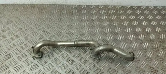 Coolant pipe/hose