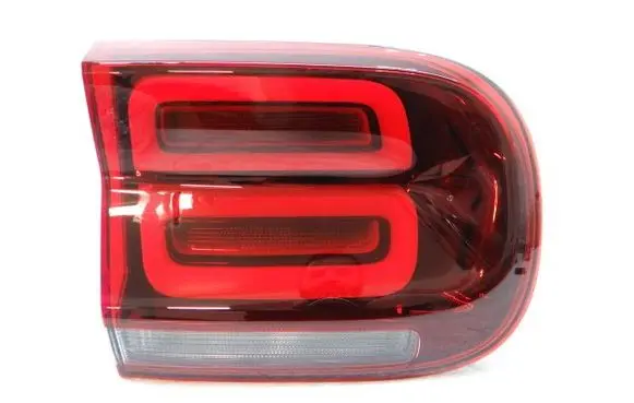 Tailgate rear/tail lights