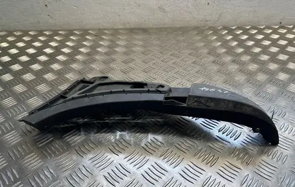 Volvo XC90 Front bumper mounting bracket 08620564 5125
