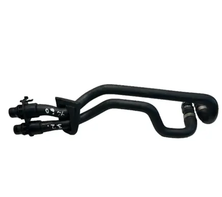 Volvo XC60 Engine coolant pipe/hose G9118C266