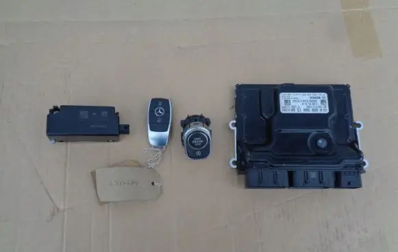 Mercedes-Benz A W177 Engine ECU kit and lock set A6089001500