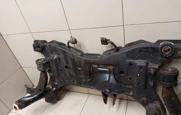 Ford Focus C-MAX Front subframe 