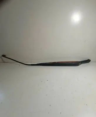 Hyundai Santa Fe Front wiper blade arm