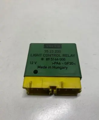 Volvo S70 V70 V70 XC Light relay 895166000 3523200