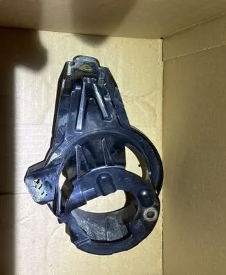 Nissan Juke I F15 Fog light bracket 26910