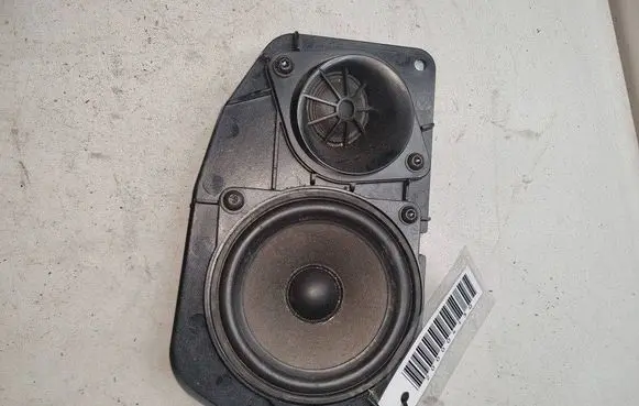 BMW 5 E60 E61 Parcel shelf speaker 9143152 61928910 100RM077A