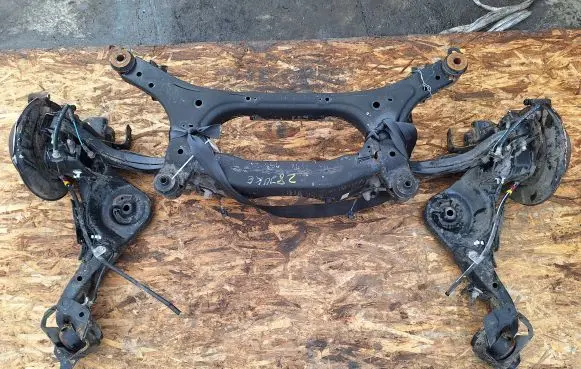 Nissan Juke I F15 Rear suspension assembly kit set 