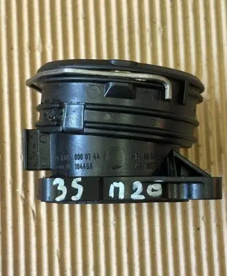 Mercedes-Benz E W212 Mass air flow meter A6420900144 0110446A