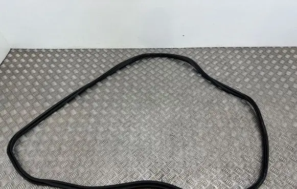 Jaguar E-Pace Trunk rubber seal (body) 