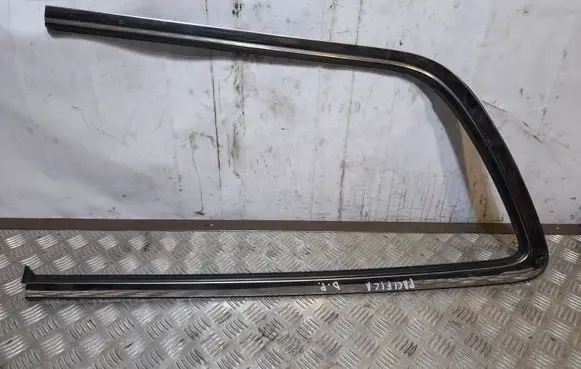 Chrysler Pacifica Rear side glass trim 68227296AB