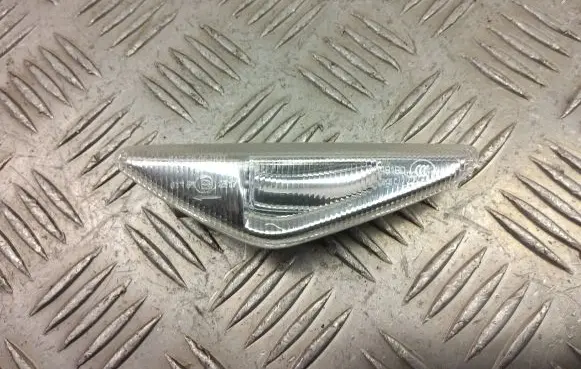 BMW X3 F25 Front fender indicator light 7267977