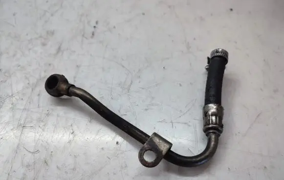BMW X3 E83 Turbo turbocharger oiling pipe/hose