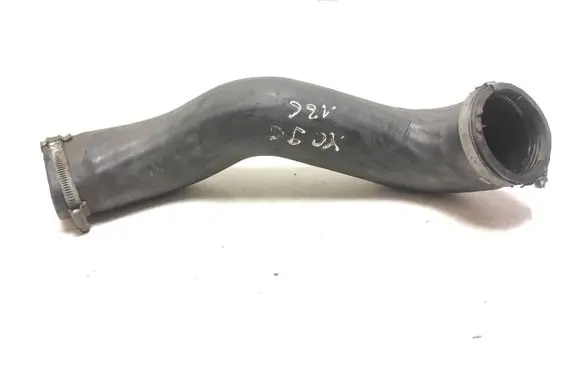 Volvo XC90 Intercooler hose/pipe 31261366
