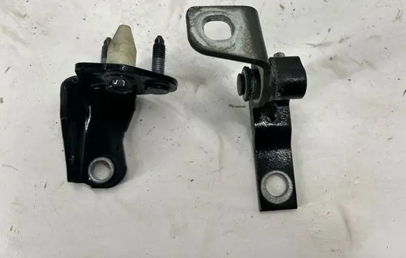 Ford Bronco Rear door hinge set H6BZ5826801A H1BZ5826811A