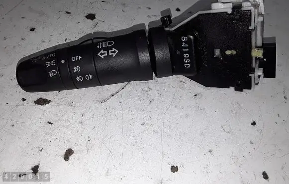 Nissan X-Trail T31 Light switch niles14425