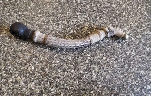 Volkswagen Golf III Turbo turbocharger oiling pipe/hose