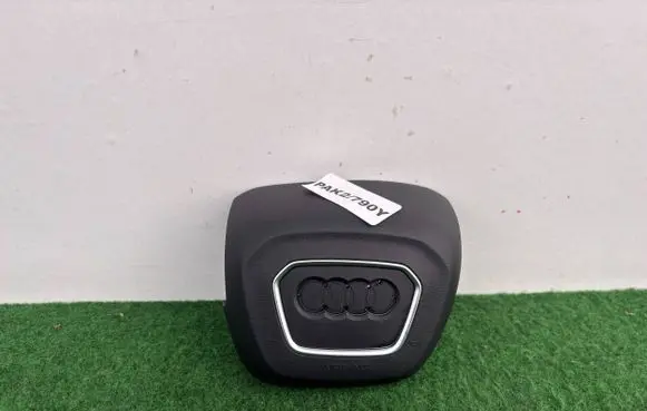 Audi A3 S3 8V Steering wheel airbag cover 62670230