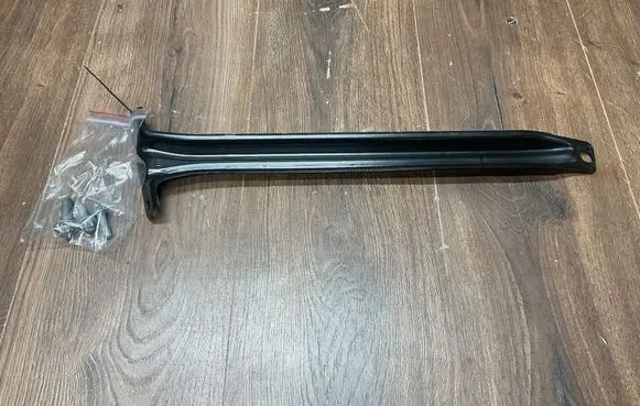 Mercedes-Benz E W213 Other engine bay part A2136280124