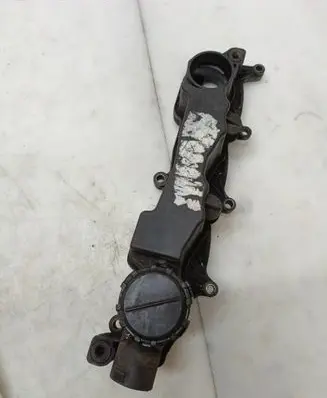 Peugeot 307 Rocker cam cover 9651815680