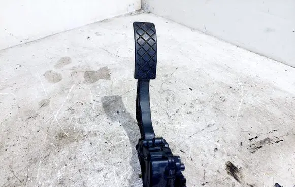 Volkswagen Fox Accelerator throttle pedal 6Q0721503B