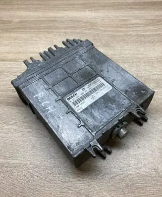 Renault Scenic I Engine control unit/module ECU 7700110647 0281001809