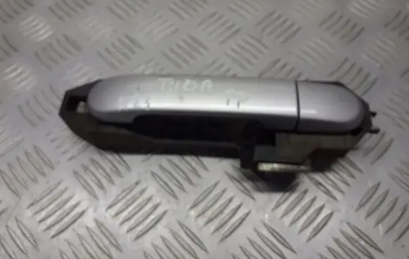 Nissan Tiida C11 Front door exterior handle