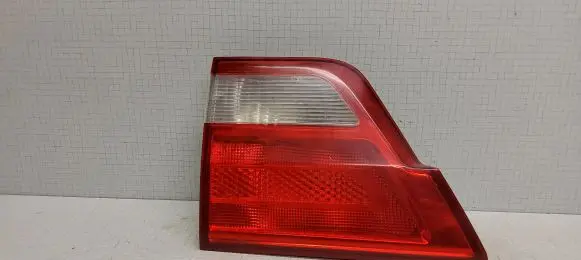 Jeep Grand Cherokee Tailgate rear/tail lights E110102 70090AE 70098