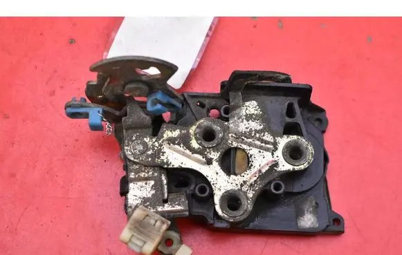 Chevrolet Lanos Front door lock
