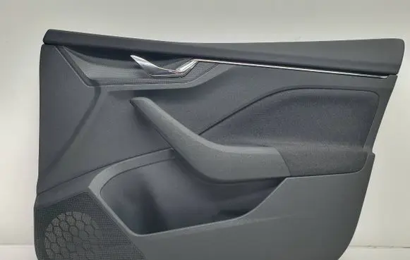 Skoda Kamiq Front door card panel trim