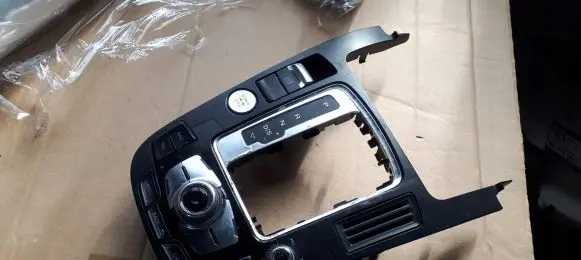 Audi A4 S4 B8 8K Head unit multimedia control 8T0919611L