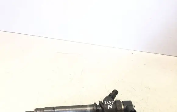 Volvo XC90 Fuel injector 0445110078