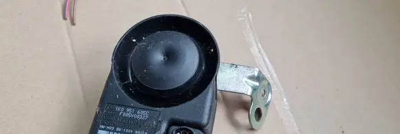 Audi Q5 SQ5 Alarm system siren 1K0951605C F005V00327 130198728