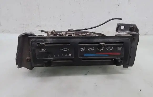 Nissan Terrano Climate control unit 54353966